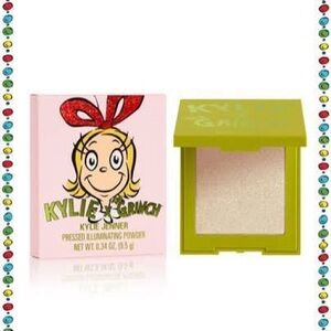 Kylie x The Grinch Pressed Illuminating Powder